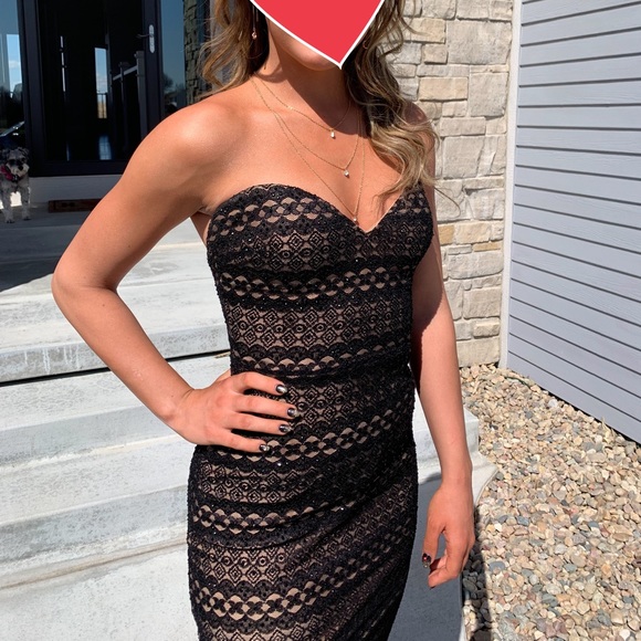 Jovani Prom Dress Size 4 - Picture 2 of 3